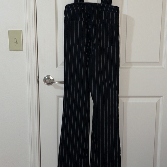 Striped pants with removable suspenders - Picture 4 of 5